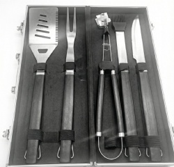 5-Piece BBQ Grill Tool Set with Aluminum Case